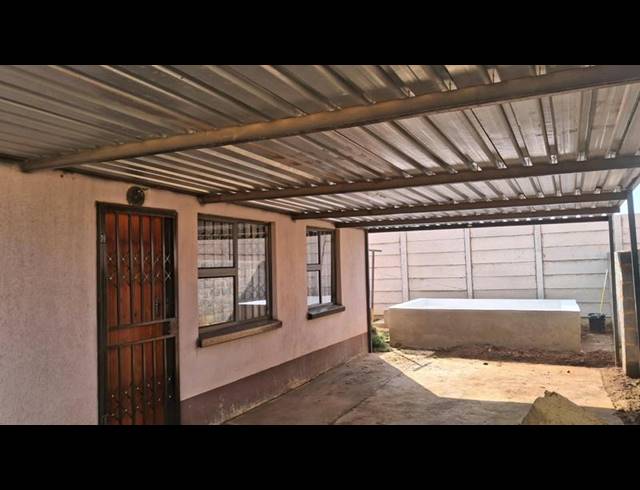 3 BEDROOM HOUSE FOR SALE IN WINDMILL PARK EXT